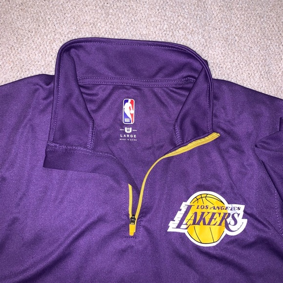 NBA Lakers men’s long sleeve - Picture 3 of 4